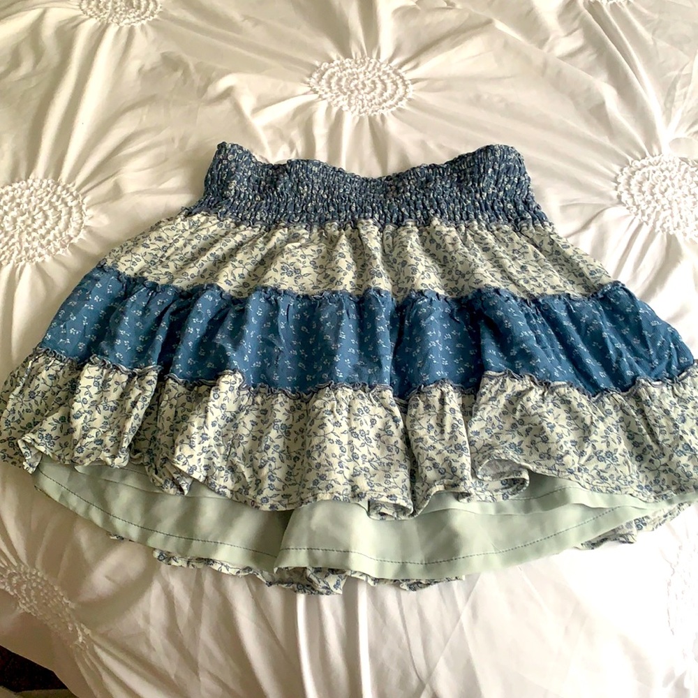 American Eagle medium blue skirt